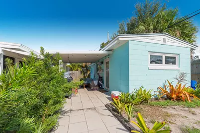 2574 NE Roberta Street, Jensen Beach, FL 34957 - Photo 13