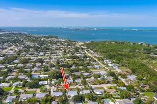2574 NE Roberta St, Jensen Beach, FL 34957 - Photo 7