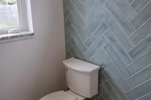 2574 NE Roberta St, Jensen Beach, FL 34957 - Photo 17