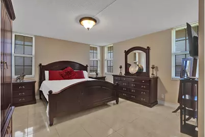 3520 Oaks Way #1010, Pompano Beach, FL 33069 - Photo 17