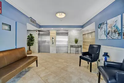 3520 Oaks Way #1010, Pompano Beach, FL 33069 - Photo 9