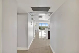 3520 Oaks Way, Pompano Beach, FL 33069 - Photo 11