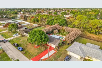 534 NW Kingston Street, Port Saint Lucie, FL 34983 - Photo 7