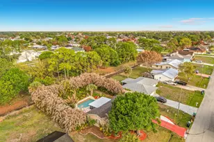 534 NW Kingston St, Port Saint Lucie, FL 34983 - Photo 5