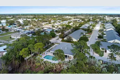 10831 SE Sea Pines Circle, Hobe Sound, FL 33455 - Photo 35