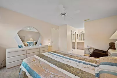 10831 SE Sea Pines Circle, Hobe Sound, FL 33455 - Photo 17