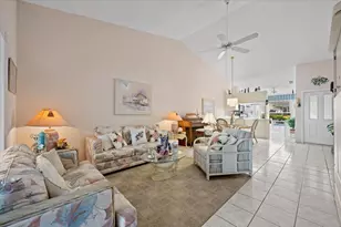 10831 SE Sea Pines Cir, Hobe Sound, FL 33455 - Photo 11