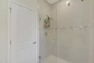 1105 Banyan Dr, Hollywood, FL 33021 - Photo 25