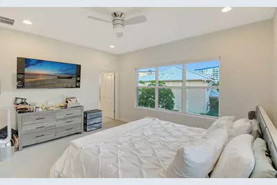 1105 Banyan Drive, Hollywood, FL 33021 - Photo 23