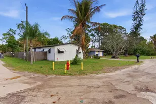 5133 Pine Grove Dr N, West Palm Beach, FL 33417 - Photo 25