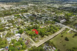 5133 Pine Grove Dr N, West Palm Beach, FL 33417 - Photo 3