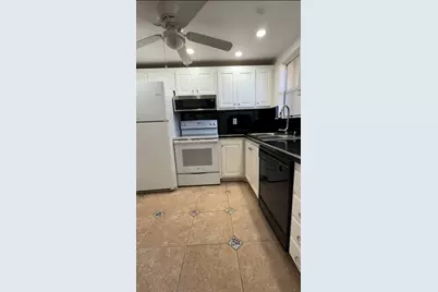 6770 Royal Palm Boulevard #207l, Margate, FL 33063 - Photo 5