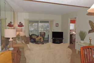 18081 SE Country Club Dr, Jupiter, FL 33469 - Photo 3