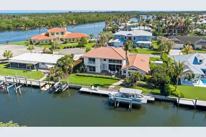 8565 SE Palm Street SE, Hobe Sound, FL 33455 - Photo 3