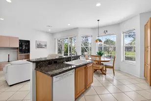 13738 Plaza Mayor Dr, Delray Beach, FL 33446 - Photo 15