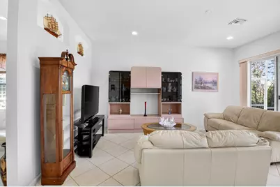 13738 Plaza Mayor Drive, Delray Beach, FL 33446 - Photo 23