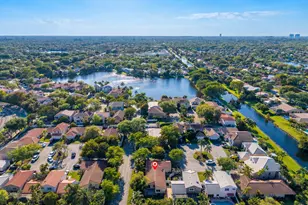 9549 NW 9th Ct, Plantation, FL 33324 - Photo 3