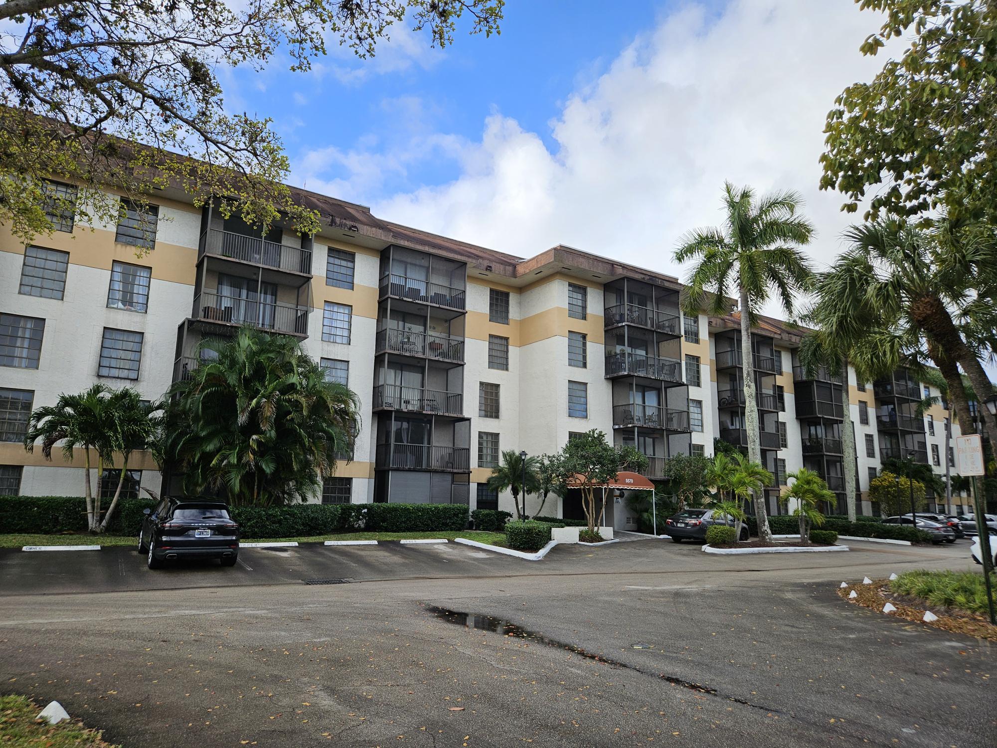 5570 NW 44th Street NW #107a main architectural view