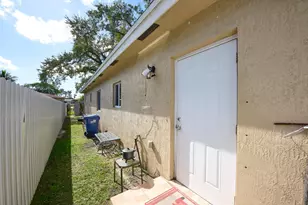 3298 NW 49th St, Miami, FL 33142 - Photo 13