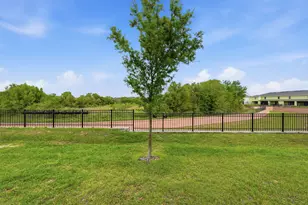 986 Lido Dr, Howey in the Hills, FL 34737 - Photo 13