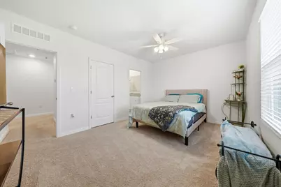 986 Lido Drive, Howey in the Hills, FL 34737 - Photo 5