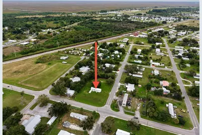 585 NW Avenue D, Moore Haven, FL 33471 - Photo 21
