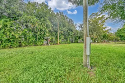 585 NW Avenue D, Moore Haven, FL 33471 - Photo 27