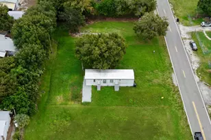 585 NW Ave D, Moore Haven, FL 33471 - Photo 19