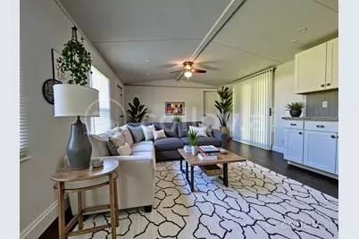 585 NW Avenue D, Moore Haven, FL 33471 - Photo 5