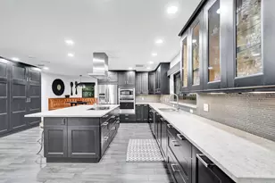 2309 NE 12th Ct, Fort Lauderdale, FL 33304 - Photo 25