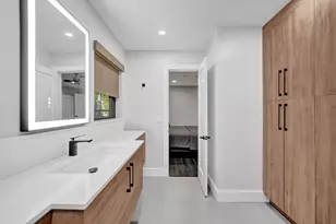 2309 NE 12th Ct, Fort Lauderdale, FL 33304 - Photo 45