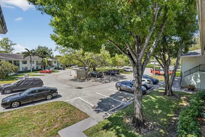 2301 Sabal Ridge Court #H, Palm Beach Gardens, FL 33418 - Photo 3