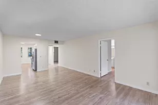 1251 SW 125th Ave, Pembroke Pines, FL 33027 - Photo 15