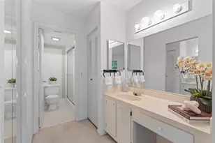 1251 SW 125th Ave, Pembroke Pines, FL 33027 - Photo 13