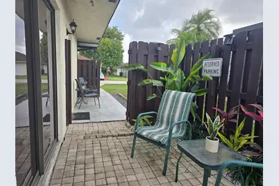 5255 Mendoza Street, West Palm Beach, FL 33415 - Photo 15