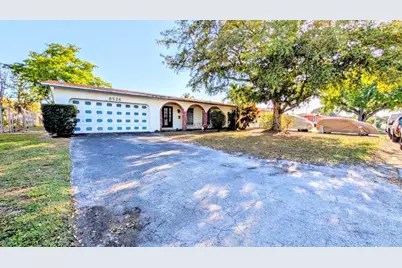8528 Windsor Drive, Miramar, FL 33025 - Photo 1