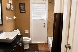 8528 Windsor Dr, Miramar, FL 33025 - Photo 19