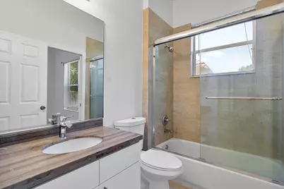2013 Harbor View Circle, Weston, FL 33327 - Photo 25