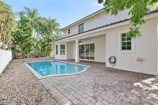 2013 Harbor View Cir, Weston, FL 33327 - Photo 11