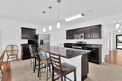 1591 SW Lexington Sq Square SW, Vero Beach, FL 32962 - Photo 9