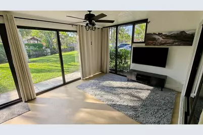 385 NW 36th Avenue, Deerfield Beach, FL 33442 - Photo 17