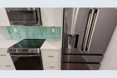 385 NW 36th Avenue, Deerfield Beach, FL 33442 - Photo 7