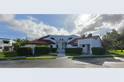 385 NW 36th Avenue, Deerfield Beach, FL 33442 - Photo 3