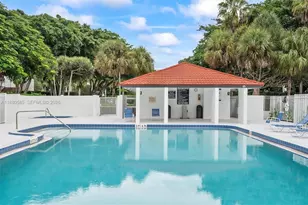 385 NW 36th Ave, Deerfield Beach, FL 33442 - Photo 41
