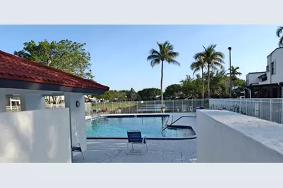 385 NW 36th Avenue, Deerfield Beach, FL 33442 - Photo 43