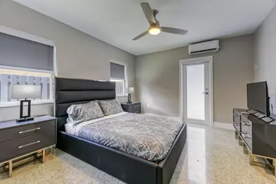 2017 NE 26th Street, Wilton Manors, FL 33305 - Photo 21