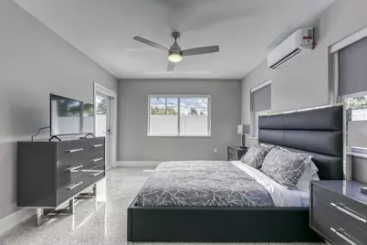 2017 NE 26th Street, Wilton Manors, FL 33305 - Photo 17