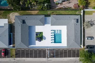 2017 NE 26th Street, Wilton Manors, FL 33305 - Photo 15