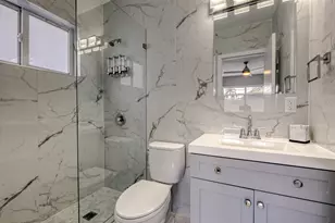 2017 NE 26th St, Wilton Manors, FL 33305 - Photo 19