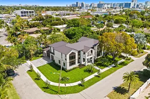 2625 NE 29th Ct, Fort Lauderdale, FL 33306 - Photo 3